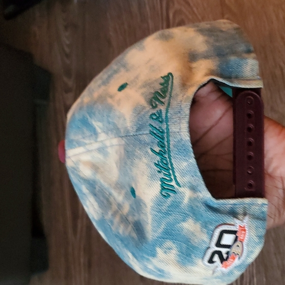 AS-IS Mighty Ducks Anaheim Mitchell Ness Cap Hockey Snap Back Baseball Cap - Picture 2 of 9